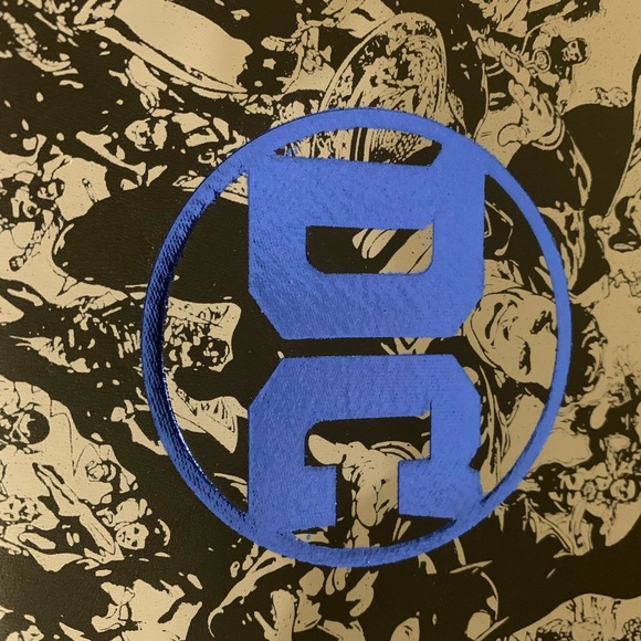 Superman Invicta, new still in the box, never been worn - Picture 3 of 3